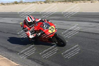 media/Dec-01-2025-Moto Forza (Mon) [[2daa91e15f]]/2-Intermediate Group/Session 4 (Turn 10 Inside)/